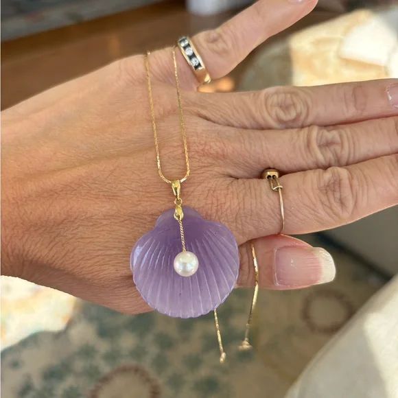 14K gold jade pendant necklace